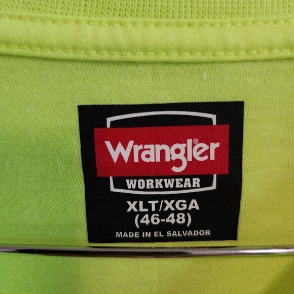 NEW Wrangler Workwear Neon Yellow Florescent Short Sleeve Pocket Tee T Shirt XLT - Picture 4 of 9